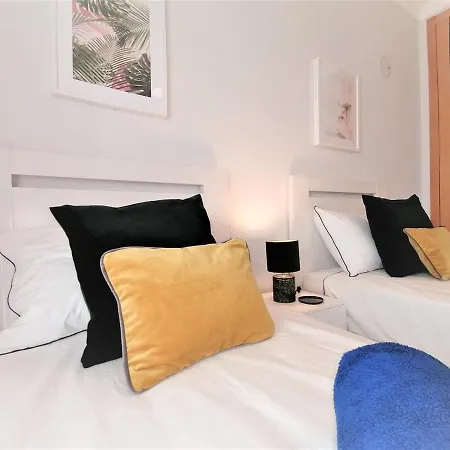 Seasons Espirito Santo Apartman