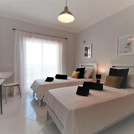 Seasons Espirito Santo Apartment
